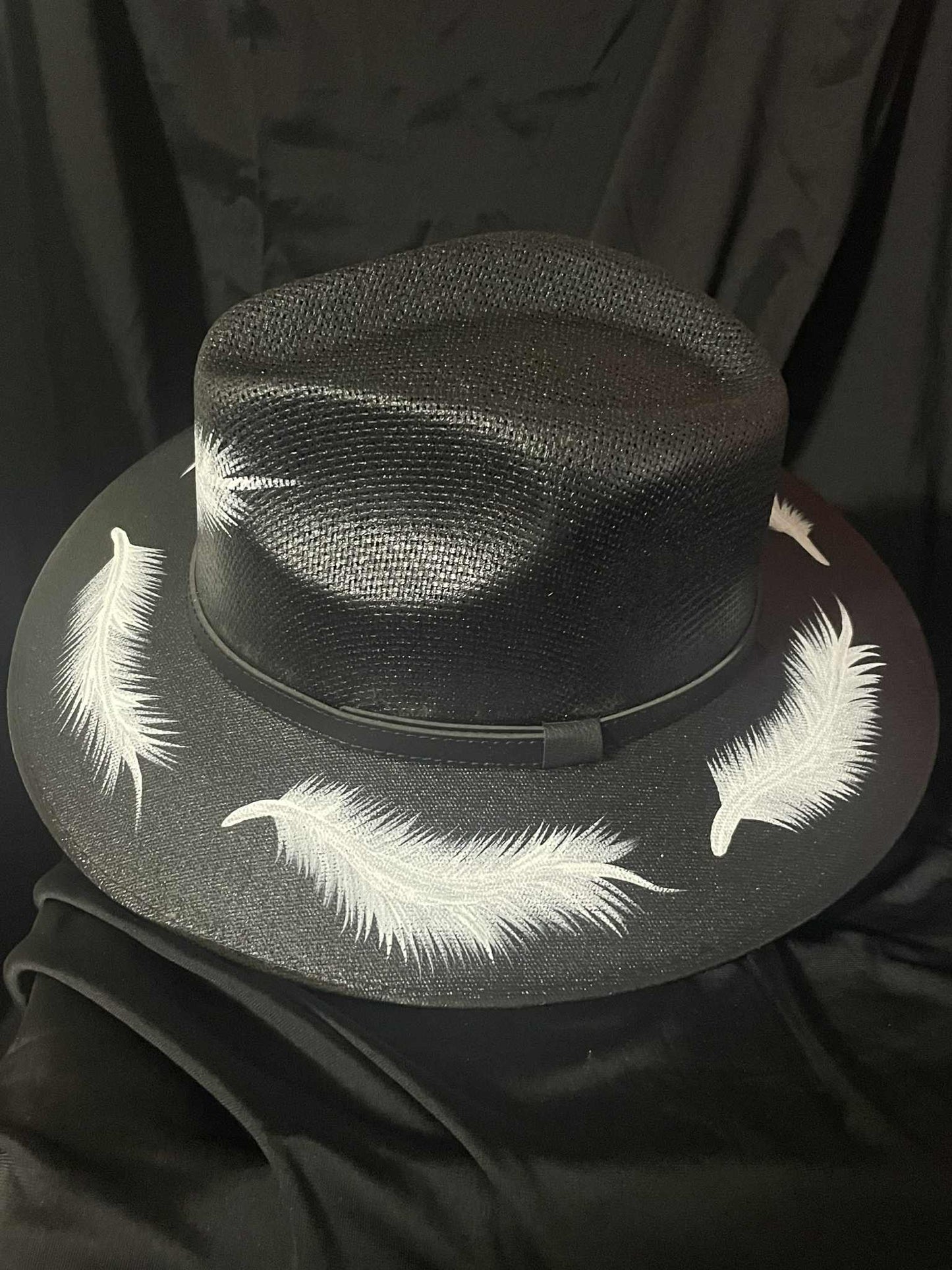 White Feathers Hat