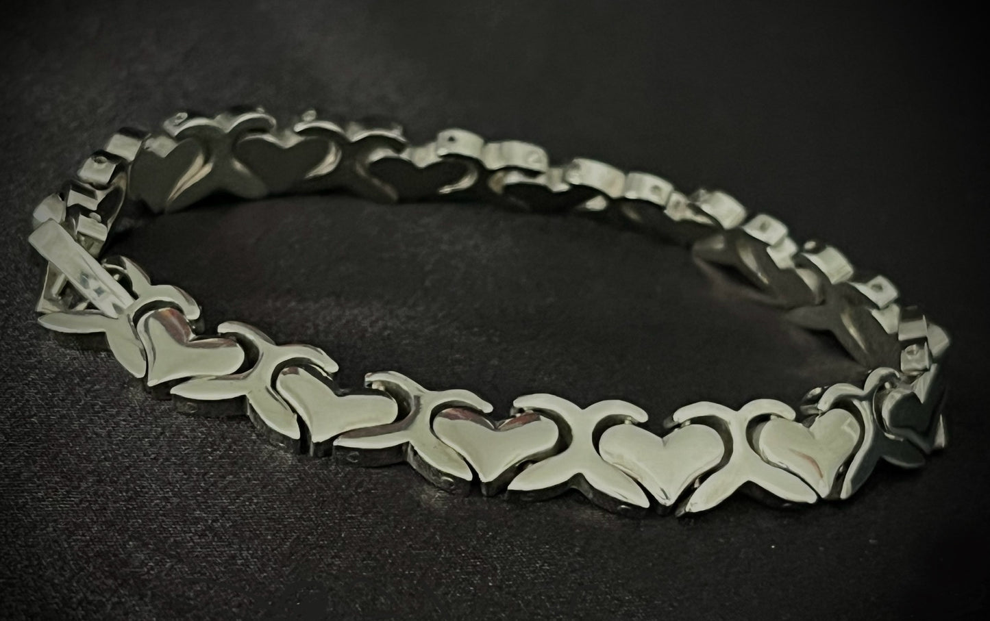 Interlocking Hearts Bracelet